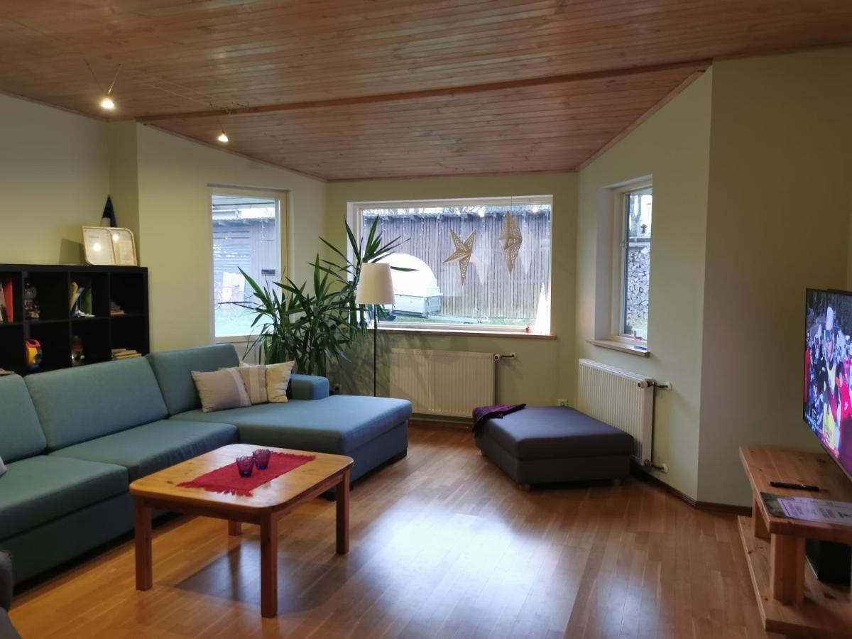 Kaare Guesthouse Viljandi  Eksteriør billede