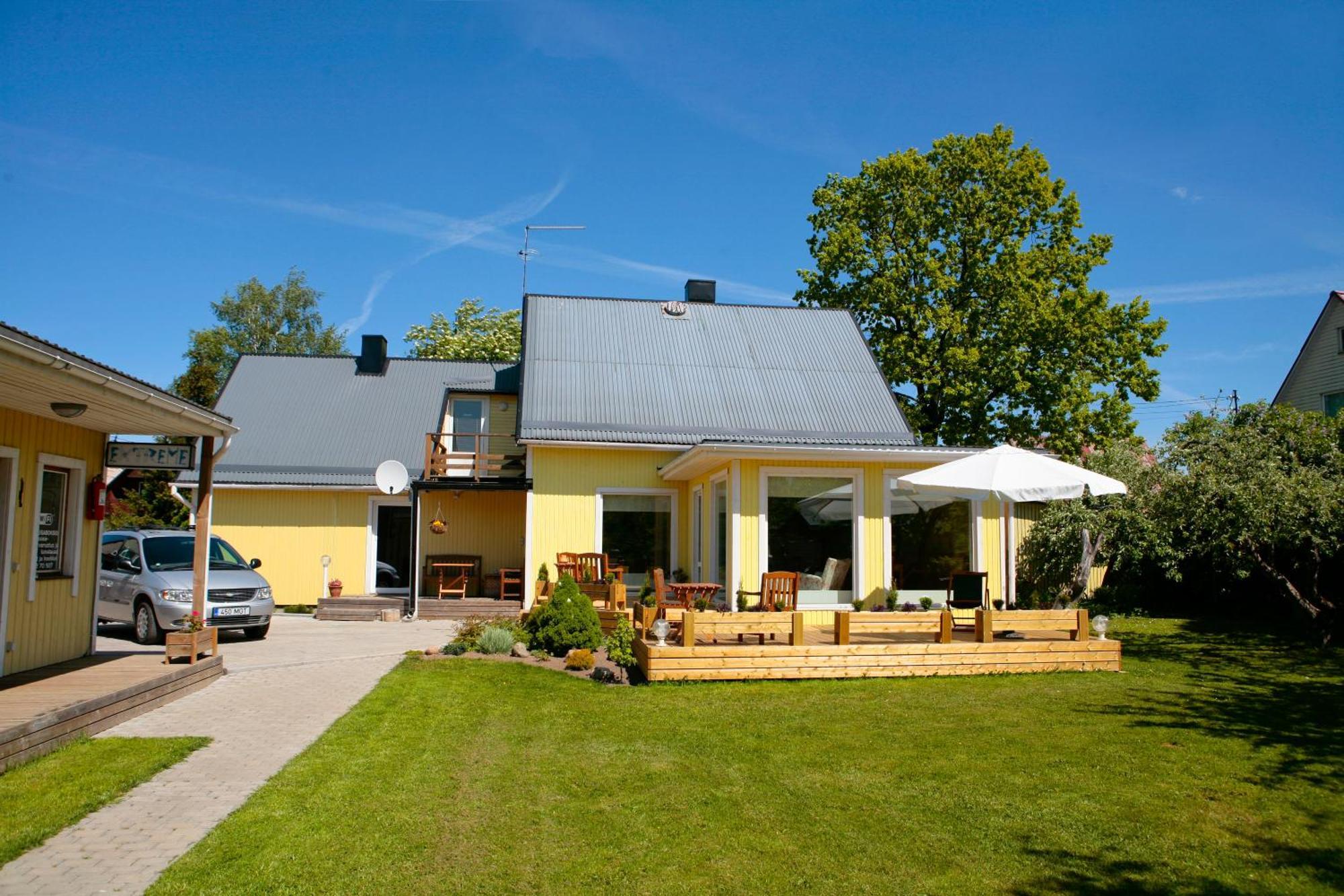 Kaare Guesthouse Viljandi  Eksteriør billede